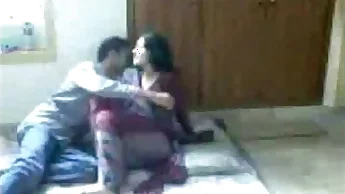 Indian GF sex with her BF - 2017 Full HD